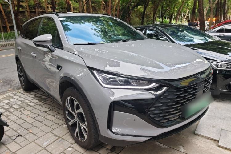 Used BYD Tang New Energy 2025 Intelligent Driving Version DM-i 115KM Prestige Edition Front Right 45 Deg