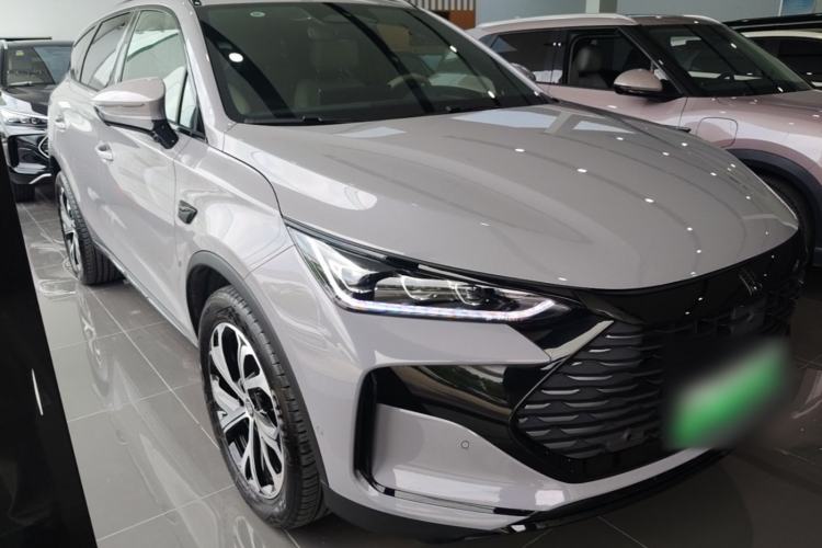 Used BYD Tang New Energy 2025 Intelligent Driving Version DM-i 115KM Flagship Edition Front Right 45 Deg