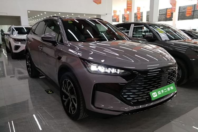Used BYD Tang New Energy 2025 Intelligent Driving Version DM-i 115KM Flagship Edition Front Right 45 Deg
