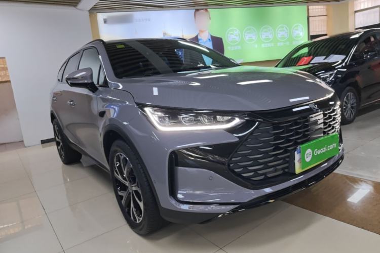 Used BYD Tang New Energy 2025 Intelligent Driving Version DM-i 115KM Flagship Edition Front Right 45 Deg