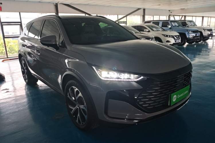 Used BYD Tang New Energy 2025 DM-i 115KM Flagship Model Front Right 45 Deg