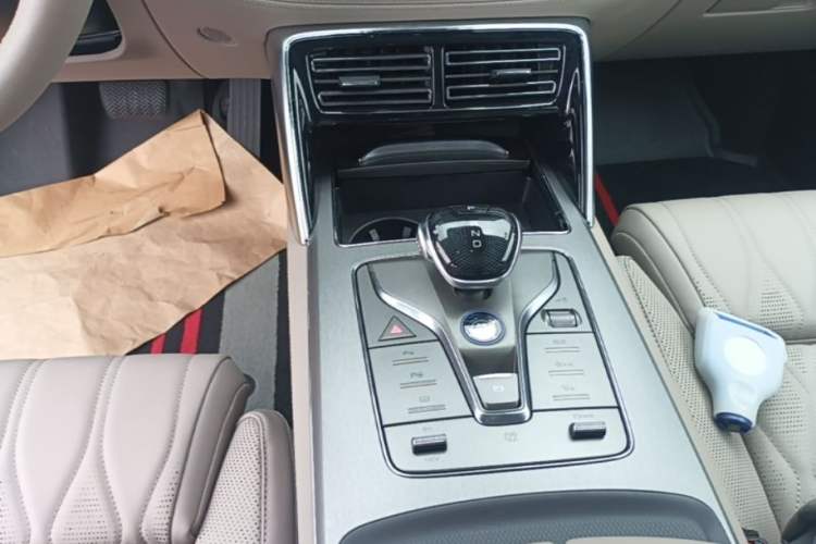 Used BYD Tang New Energy 2025 Intelligent Driving Version DM-i 115KM Flagship Edition Gear Lever