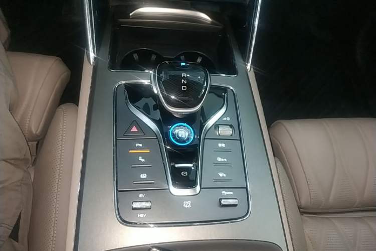 Used BYD Tang New Energy 2025 DM-i 115KM Cloud Ride Flagship Model Gear Lever