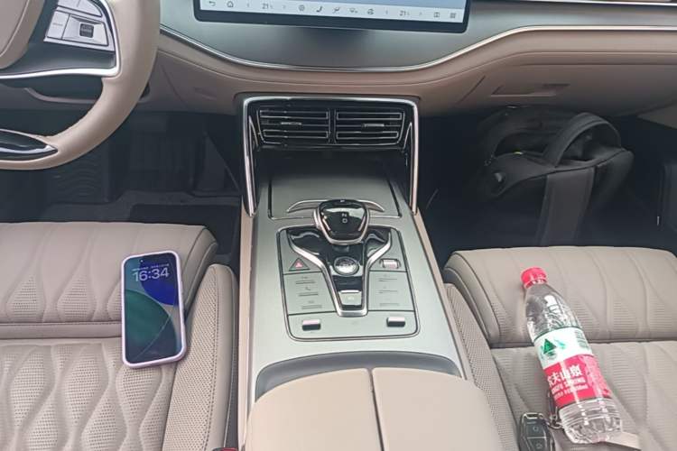 Used BYD Tang New Energy 2025 DM-i 115KM Flagship Model Gear Lever