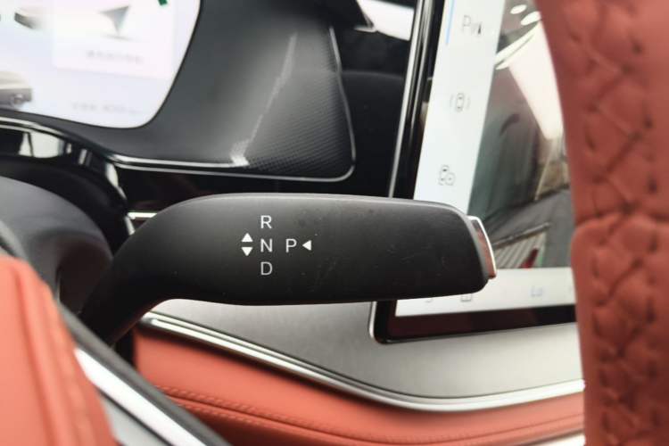 Used BYD Tang New Energy 2025 Model Smart Drive Version DM-i 175KM Prestige Version Gear Lever