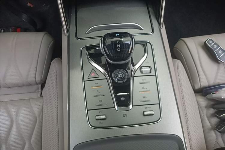 Used BYD Tang New Energy 2025 DM-i 115KM Cloud Ride Flagship Model Gear Lever