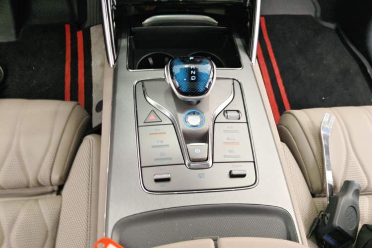 Used BYD Tang New Energy 2025 Intelligent Driving Version DM-i 115KM Flagship Edition Gear Lever