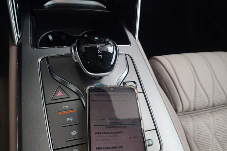 Used BYD Tang New Energy 2025 Intelligent Driving Version DM-i 115KM Flagship Edition Gear Lever
