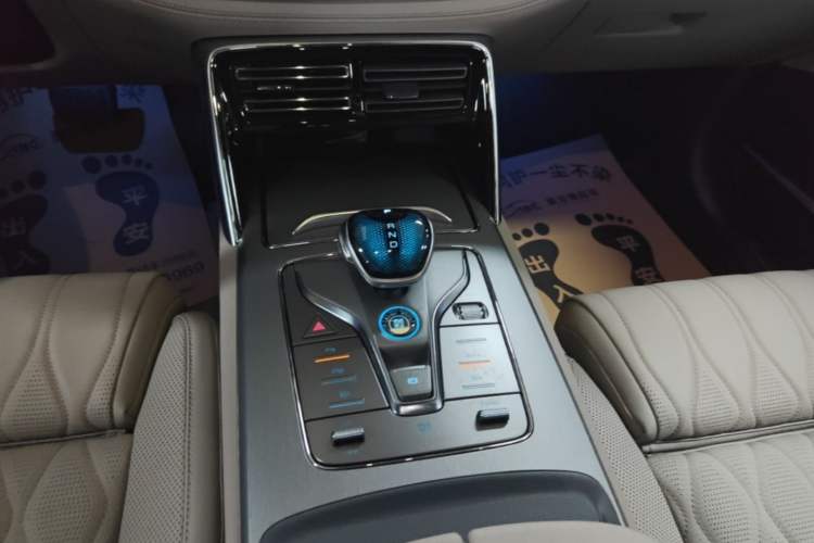 Used BYD Tang New Energy 2025 Intelligent Driving Version DM-i 115KM Flagship Edition Gear Lever