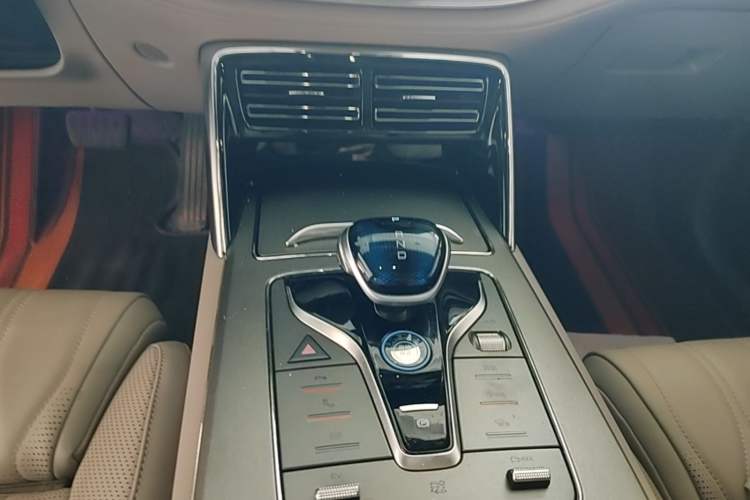 Used BYD Tang New Energy 2025 DM-i 115KM Cloud Ride Flagship Model Gear Lever