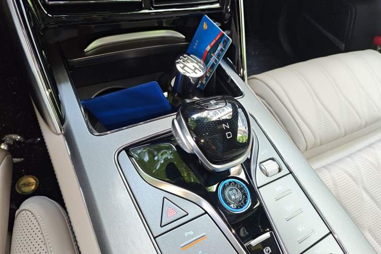 Used BYD Tang New Energy 2025 DM-i 115KM Cloud Ride Flagship Model Gear Lever