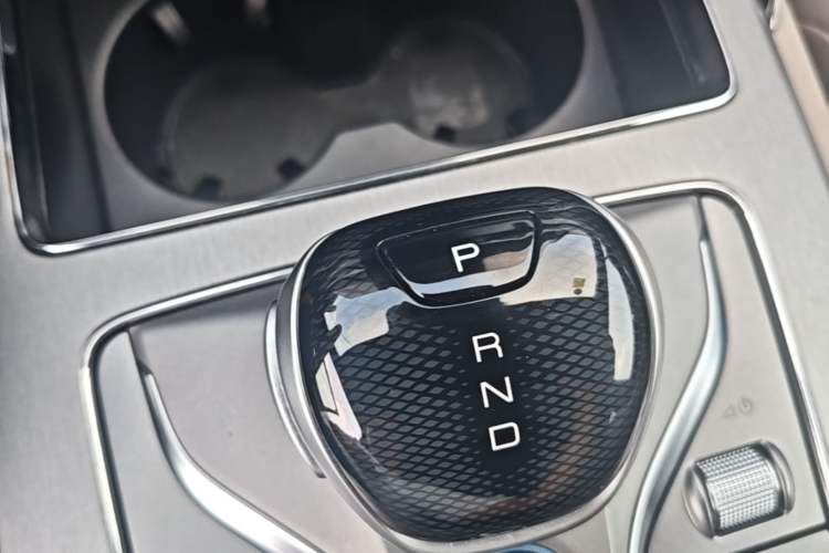 Used BYD Tang New Energy 2025 Intelligent Driving Version DM-i 115KM Flagship Edition Gear Lever
