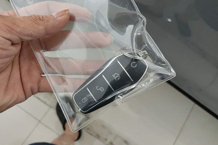 Used BYD Tang New Energy 2025 DM-i 115KM Flagship Model Interior 1