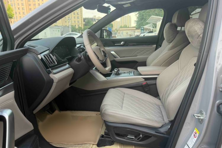 Used BYD Tang New Energy 2025 Intelligent Driving Version DM-i 115KM Prestige Edition Interior 2