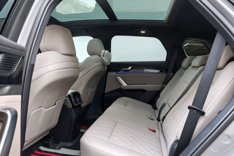 Used BYD Tang New Energy 2025 Intelligent Driving Version DM-i 115KM Prestige Edition Interior 3