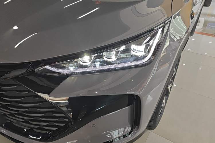 Used BYD Tang New Energy 2025 Intelligent Driving Version DM-i 115KM Flagship Edition Left Front Headlight