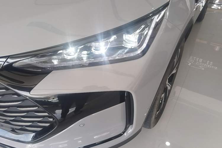 Used BYD Tang New Energy 2025 Intelligent Driving Version DM-i 115KM Flagship Edition Left Front Headlight