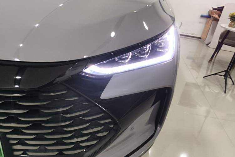 Used BYD Tang New Energy 2025 Intelligent Driving Version DM-i 115KM Flagship Edition Left Front Headlight