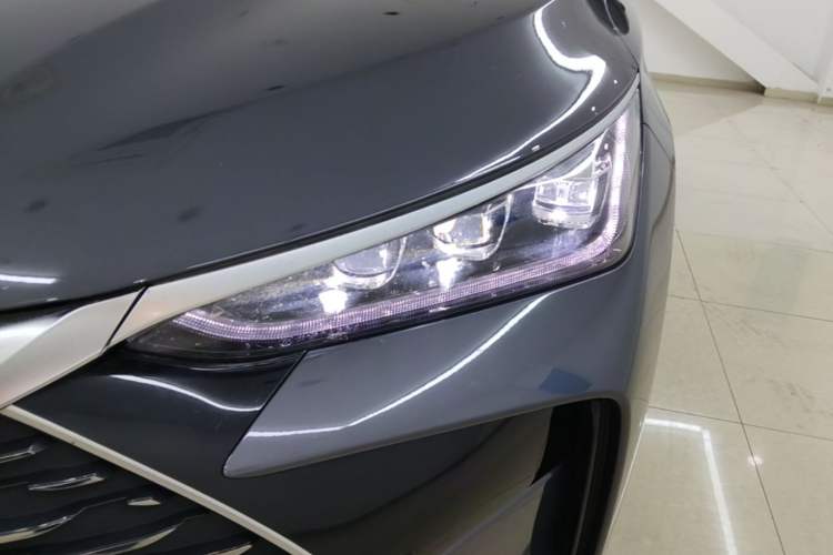 Used BYD Tang New Energy 2025 DM-i 115KM Prestige Model Left Front Headlight