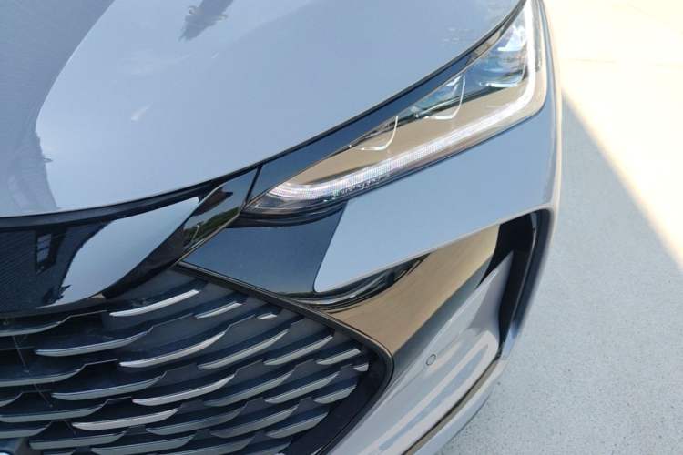 Used BYD Tang New Energy 2025 Intelligent Driving Version DM-i 115KM Flagship Edition Left Front Headlight