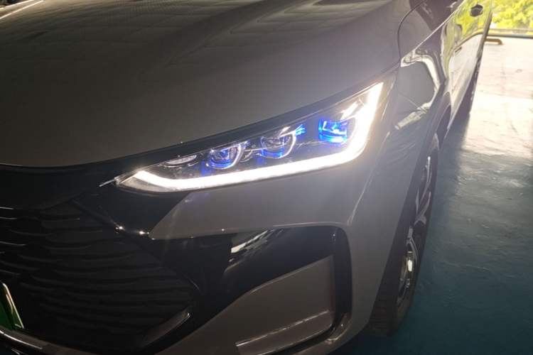 Used BYD Tang New Energy 2025 DM-i 115KM Flagship Model Left Front Headlight