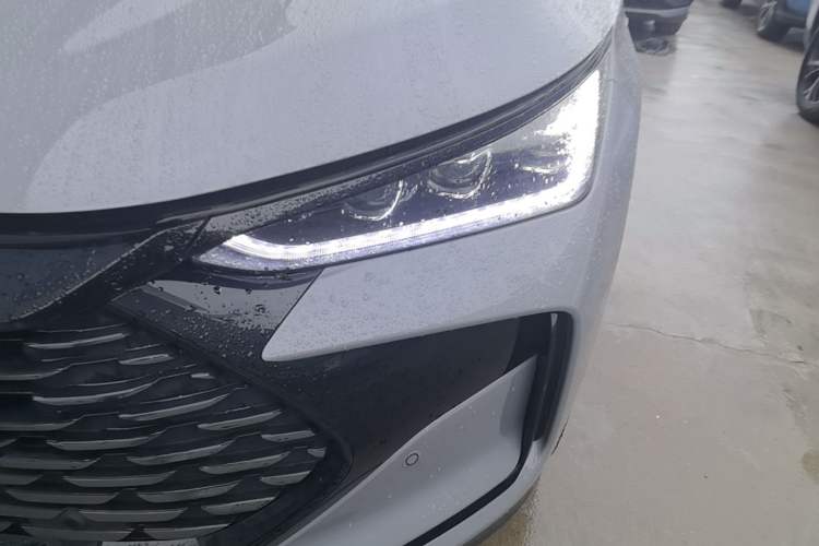 Used BYD Tang New Energy 2025 Intelligent Driving Version DM-i 115KM Flagship Edition Left Front Headlight