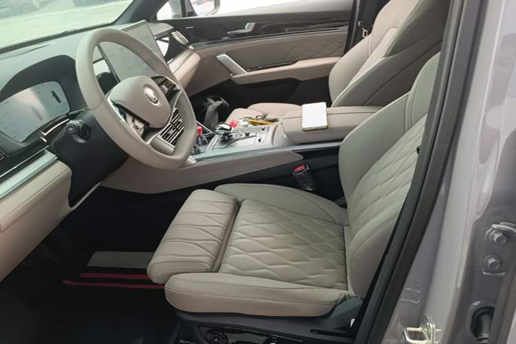 Used BYD Tang New Energy 2025 Intelligent Driving Version DM-i 115KM Flagship Edition Left Front Seat