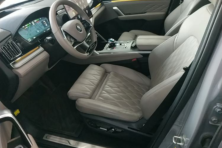 Used BYD Tang New Energy 2025 DM-i 115KM Cloud Ride Flagship Model Left Front Seat
