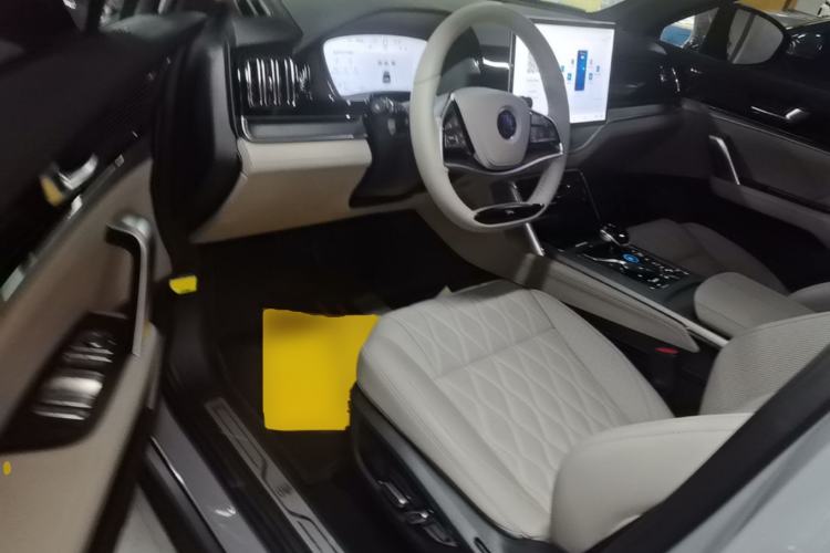 Used BYD Tang New Energy 2025 DM-i 115KM Prestige Model Left Front Seat