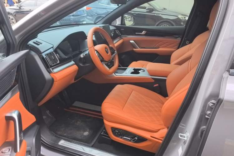 Used BYD Tang New Energy 2025 Model Smart Drive Version DM-i 175KM Prestige Version Left Front Seat
