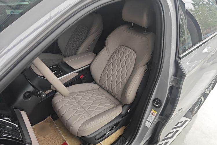 Used BYD Tang New Energy 2025 DM-i 115KM Prestige Model Left Front Seat