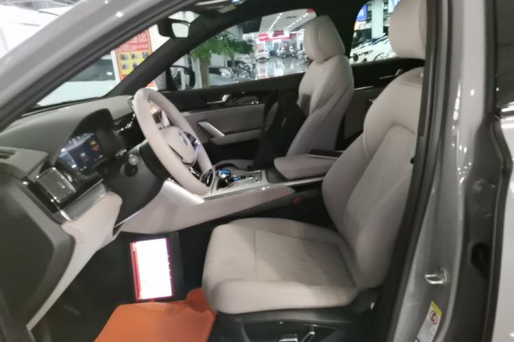 Used BYD Tang New Energy 2025 DM-i 115KM Prestige Model Left Front Seat