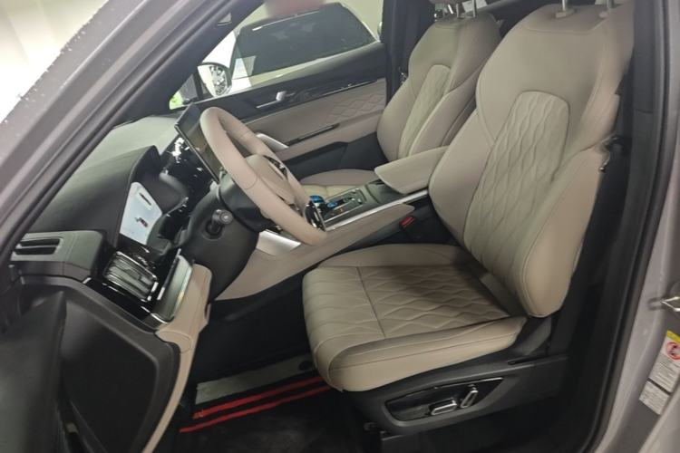 Used BYD Tang New Energy 2025 DM-i 115KM Prestige Model Left Front Seat
