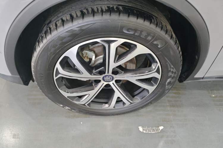 Used BYD Tang New Energy 2025 Intelligent Driving Version DM-i 115KM Flagship Edition Left Front Wheel Hub