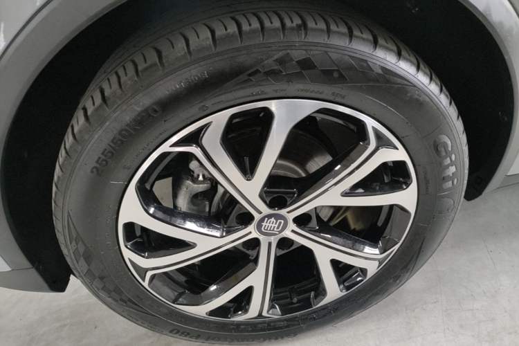 Used BYD Tang New Energy 2025 Intelligent Driving Version DM-i 115KM Flagship Edition Left Front Wheel Hub