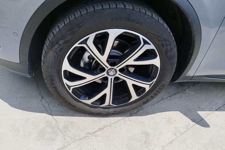 Used BYD Tang New Energy 2025 Intelligent Driving Version DM-i 115KM Flagship Edition Left Front Wheel Hub