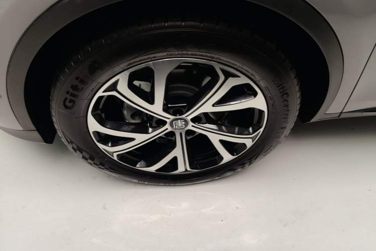 Used BYD Tang New Energy 2025 Intelligent Driving Version DM-i 115KM Prestige Edition Left Front Wheel Hub