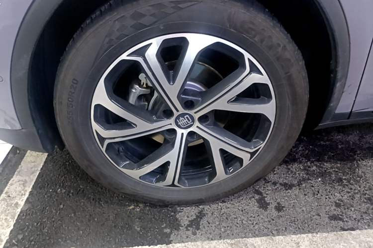 Used BYD Tang New Energy 2025 Intelligent Driving Version DM-i 115KM Flagship Edition Left Front Wheel Hub