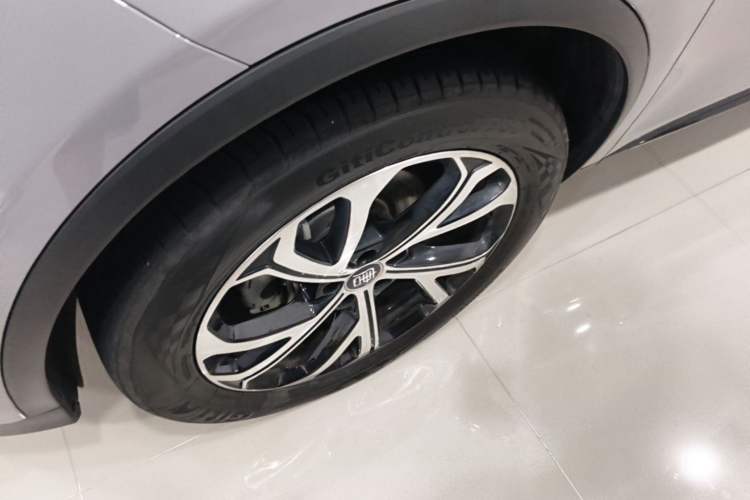 Used BYD Tang New Energy 2025 Intelligent Driving Version DM-i 115KM Flagship Edition Left Front Wheel Hub