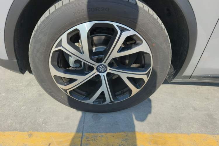 Used BYD Tang New Energy 2025 Intelligent Driving Version DM-i 115KM Flagship Edition Left Front Wheel Hub
