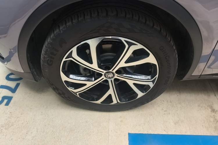 Used BYD Tang New Energy 2025 Intelligent Driving Version DM-i 115KM Flagship Edition Left Front Wheel Hub