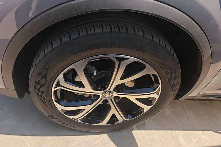 Used BYD Tang New Energy 2025 DM-i 115KM Flagship Model Left Front Wheel Hub