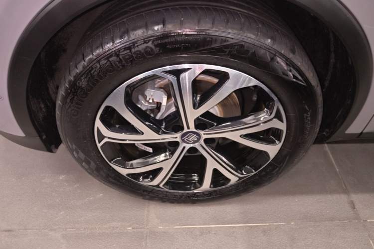 Used BYD Tang New Energy 2025 Intelligent Driving Version DM-i 115KM Prestige Edition Left Front Wheel Hub