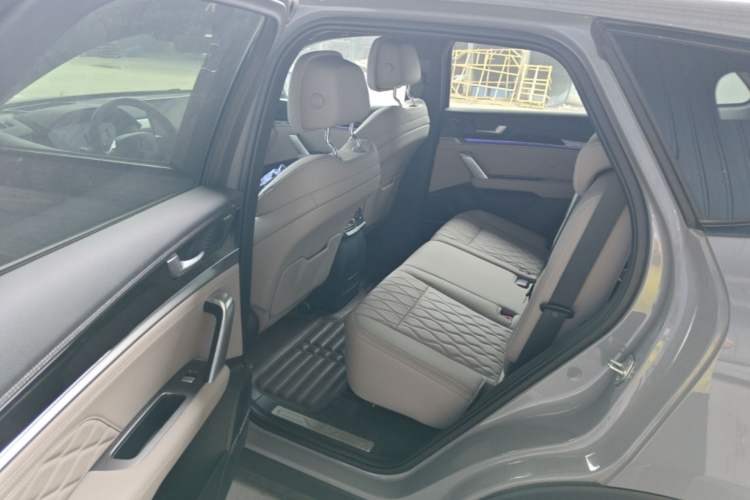 Used BYD Tang New Energy 2025 Intelligent Driving Version DM-i 115KM Flagship Edition Left Rear Seat