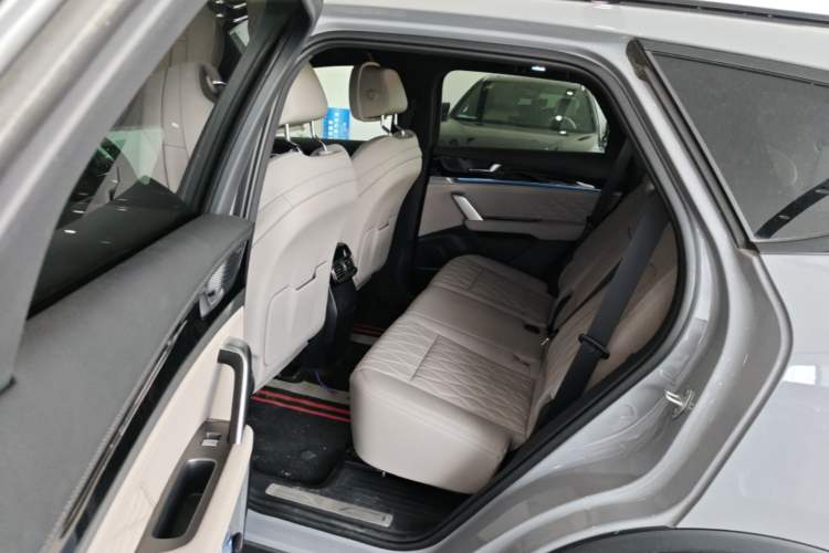 Used BYD Tang New Energy 2025 Intelligent Driving Version DM-i 115KM Flagship Edition Left Rear Seat