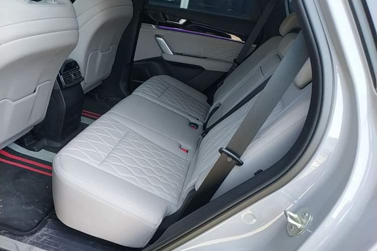 Used BYD Tang New Energy 2025 Intelligent Driving Version DM-i 115KM Flagship Edition Left Rear Seat