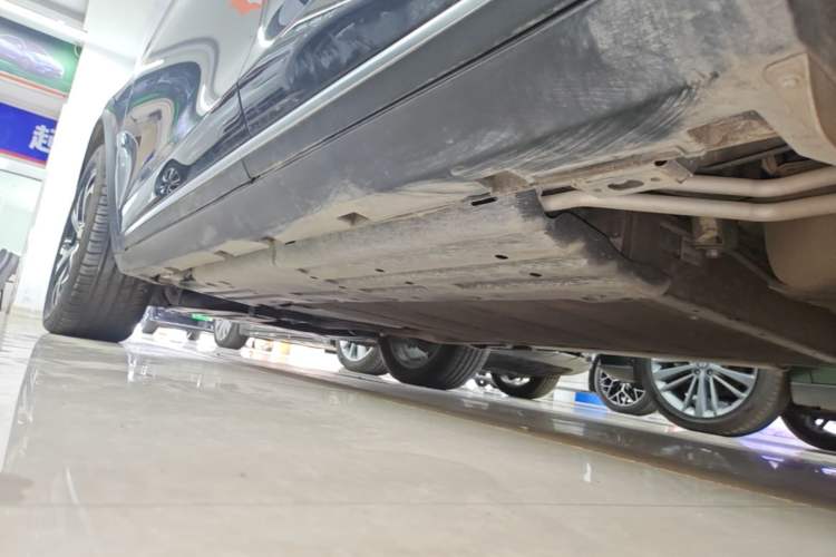 Used BYD Tang New Energy 2025 DM-i 115KM Prestige Model Left Side Sill