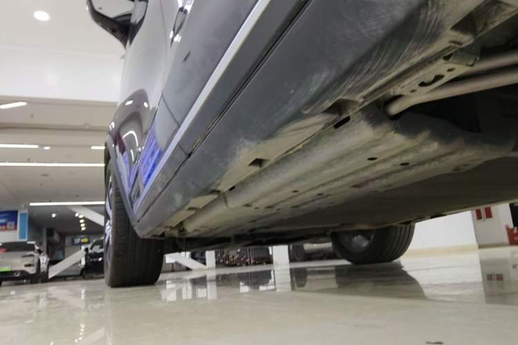 Used BYD Tang New Energy 2025 DM-i 115KM Prestige Model Left Side Sill