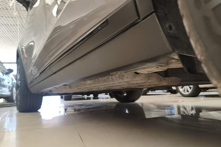 Used BYD Tang New Energy 2025 DM-i 115KM Prestige Model Left Side Sill