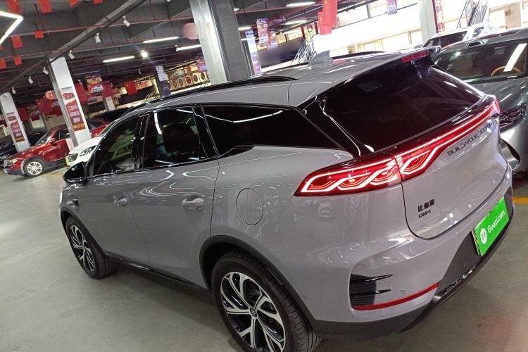 Used BYD Tang New Energy 2025 DM-i 115KM Flagship Model Left Side